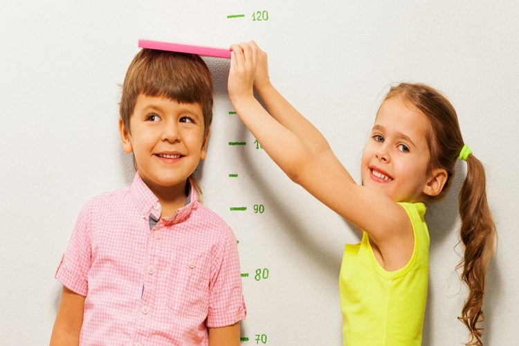 آشنایی با قد و وزن استاندارد برای کودکان در سنین مختلف