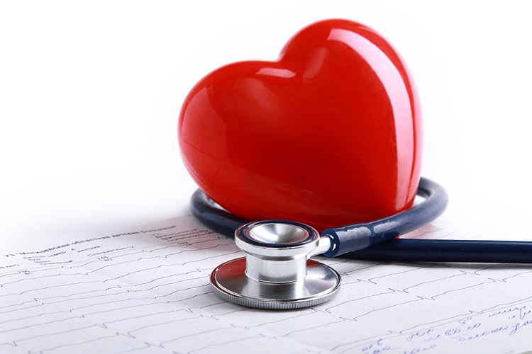 عفونت اندوکاردیت قلب چه علائمی دارد و چگونه تشخیص داده می‌شود؟