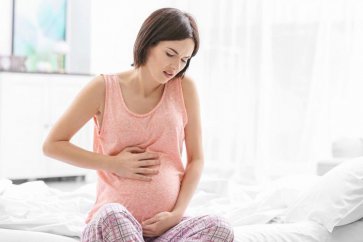10 درمان خانگی برای عفونت مجاری ادراری حین حاملگی 